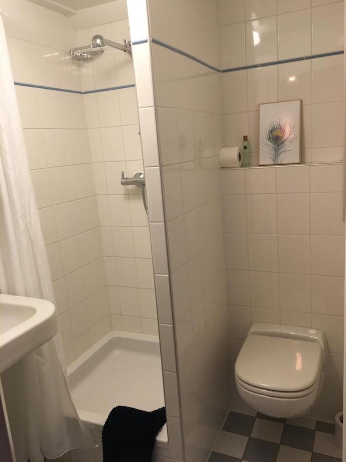 Bed and Breakfast Ninet7 Tilburg Esterno foto