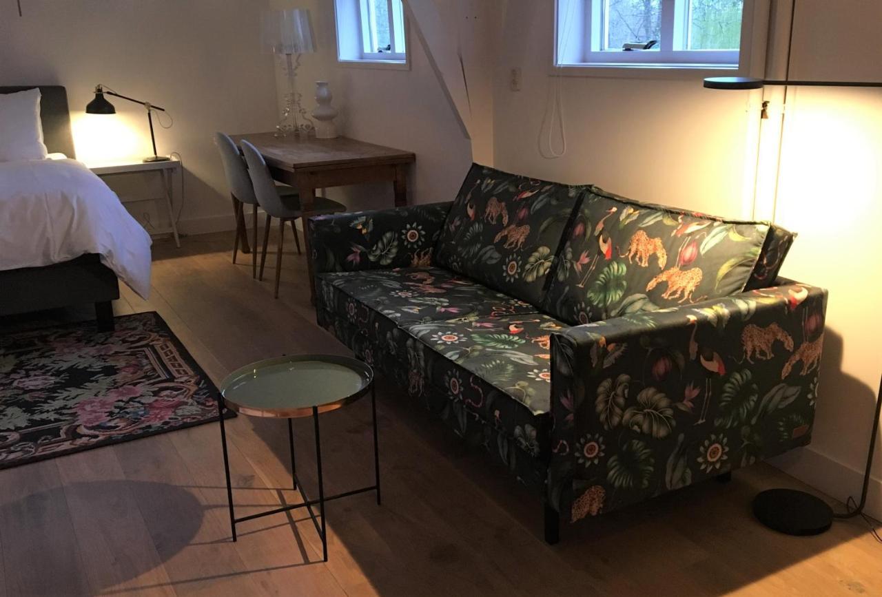 Bed and Breakfast Ninet7 Tilburg Esterno foto
