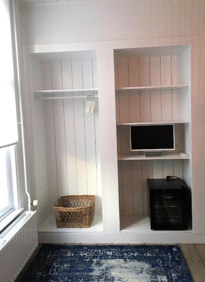 Bed and Breakfast Ninet7 Tilburg Esterno foto